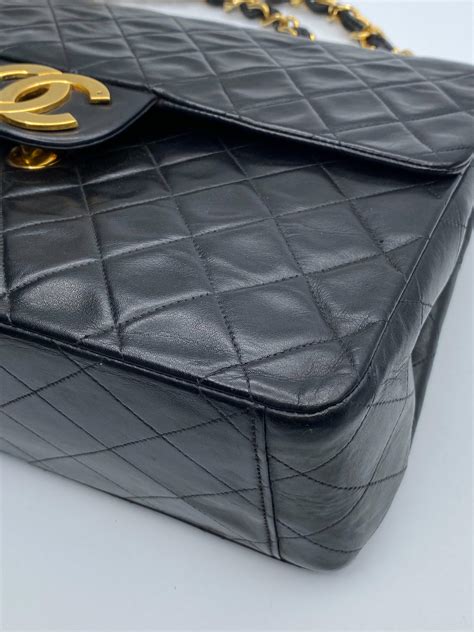 borsa chanel contraffatta|Come riconoscere una borsa Chanel falsa .